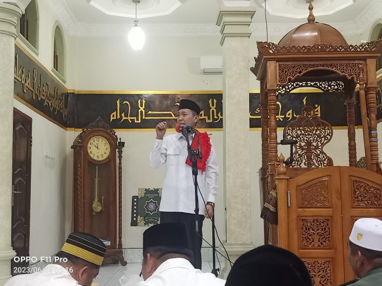 Pemkab Bolsel Lepas 18 Jemaah Calon Haji, Bupati Iskandar: Kita Doakan Mereka Tetap Sehat dan Kembali dengan Selamat